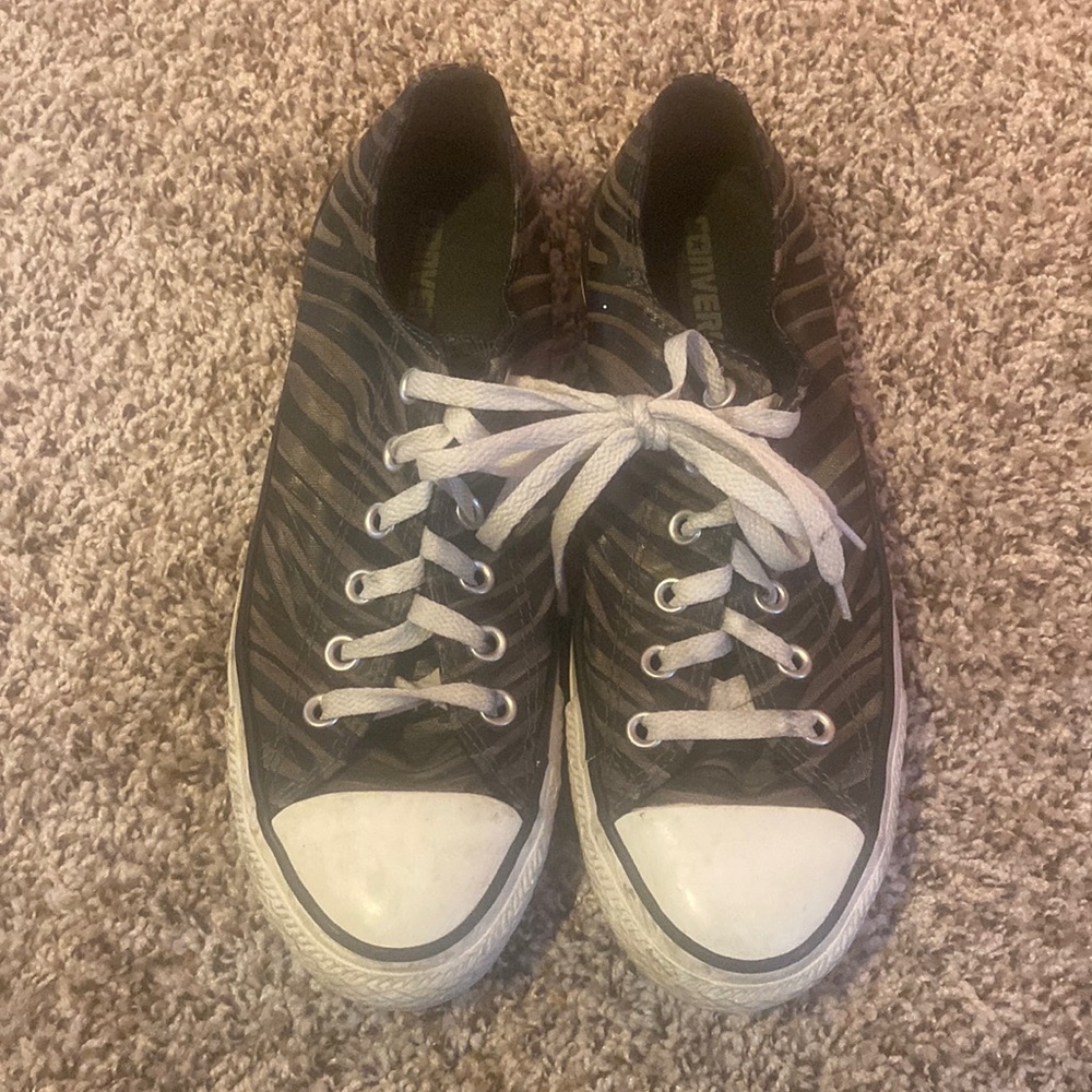 Black zebra converse